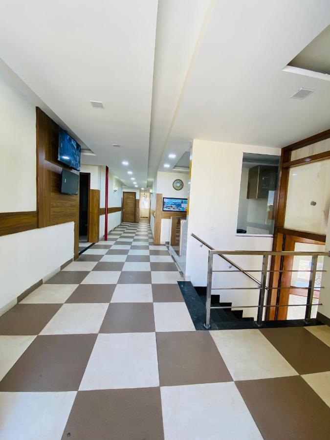 Hotel Woodlark Zirakpur - A Peaceful Stay Exterior foto